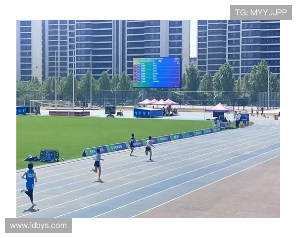 田径赛场奋勇拼搏 迎接辉煌未来与新征程